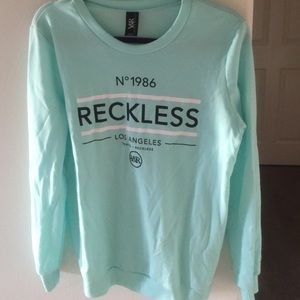 Young & reckless sweater/long sleeve