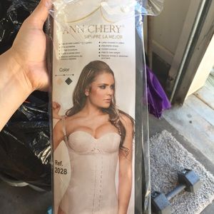 Ann cherry vest
