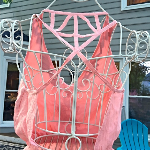 Beautiful pink embroidered top! LAST ONE!! - Picture 3 of 4