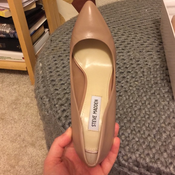 Steve Madden Galleryy Blush Lea size 8 nude pumps - Picture 3 of 4
