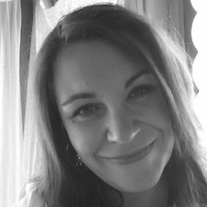Meet your Posher, Angie