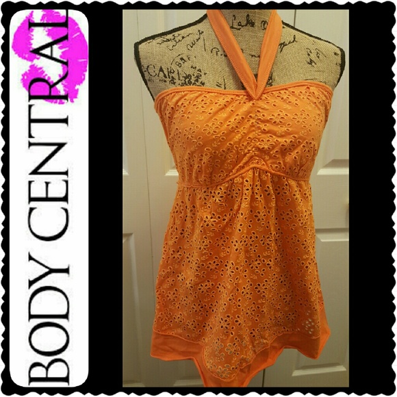 Body Central Tops - Body Central Eyelet Halter Top