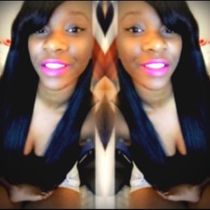 Meet your Posher, Jeanneil