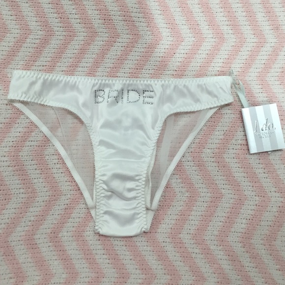 Victoria's Secret I do underwear! Very sexy! 👙💍✨
