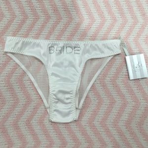 Victoria's Secret I do underwear! Very sexy! 👙💍✨