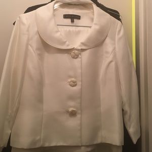 Beautiful Nipon Boutique ivory skirt suit.