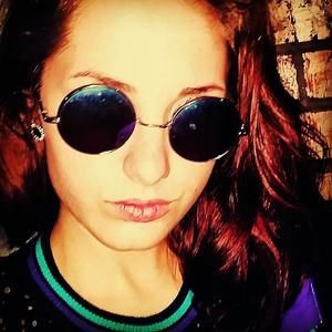 Meet your Posher, Kaylee