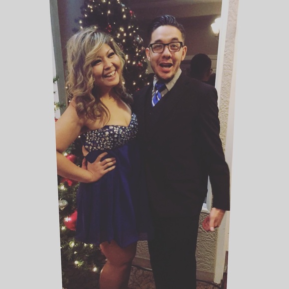 Dress - Picture 2 of 2