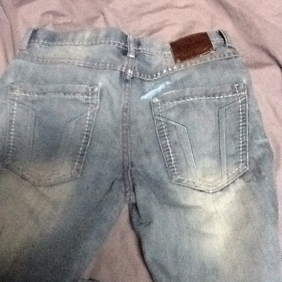 Jeans - Picture 3 of 4