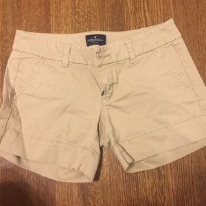 00 American Eagle Midi Shorts