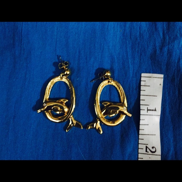 🐬💕3/$12 bundle *dolphin earrings💕🐬 - Picture 4 of 4