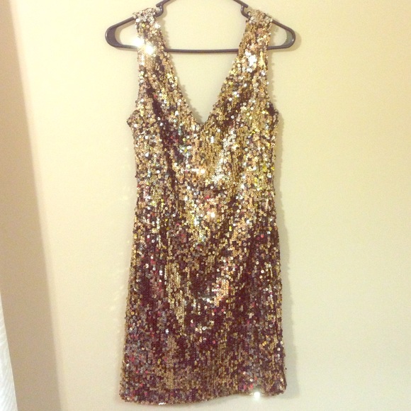 Gold sequin bodycon dress
