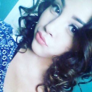 Meet your Posher, Priscila