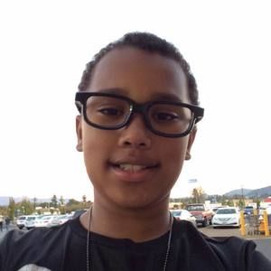 Meet your Posher, Ethan