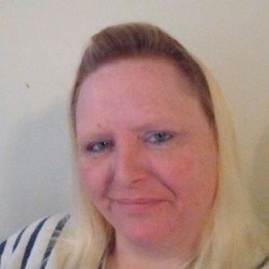 Meet your Posher, Ella