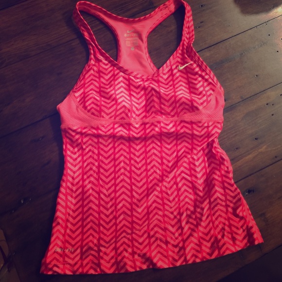 Nike Dry Fit razor Back