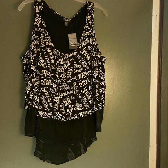 Sleeveless top