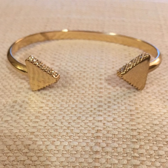 Arrow cuff bracelet from Baublebar