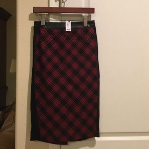 The Limited Skirt