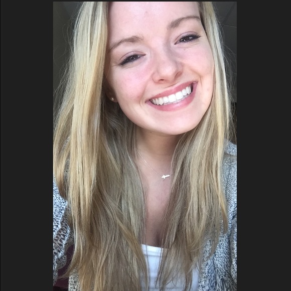 Meet your Posher, Justine - Picture 1 of 1