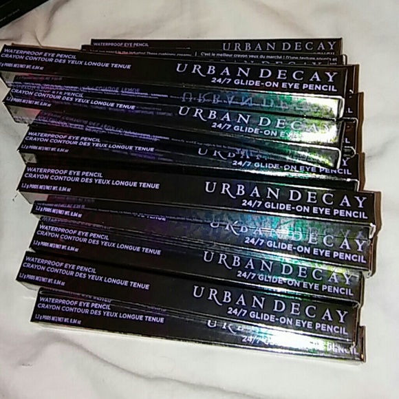 Urban Decay bundle (more pics) - Picture 4 of 4