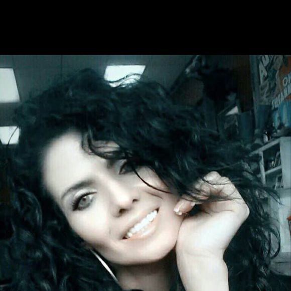 Meet your Posher, Rhonda - Picture 1 of 1