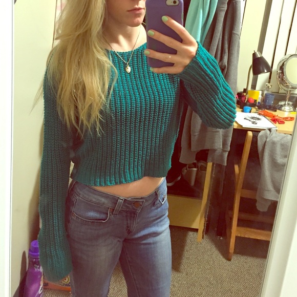 ❌SOLD❌H&m cropped sweater