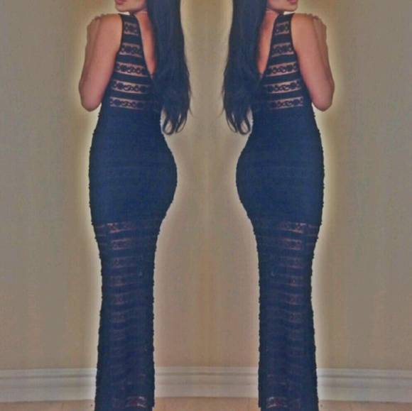 Lace crochet maxi dress - Picture 2 of 4