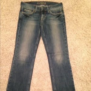 American Eagle light blue denim jeans
