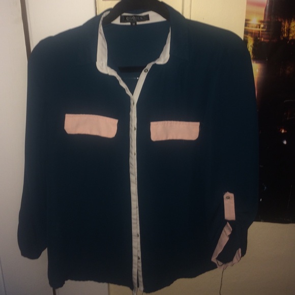 Kawaii button up top
