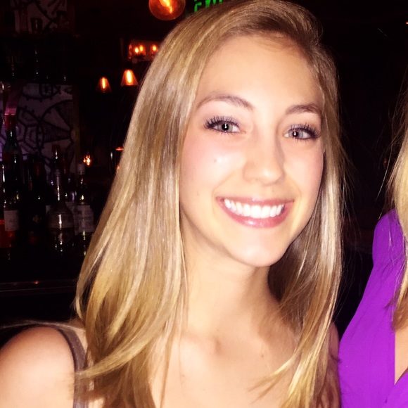 Meet your Posher, Stacy - Picture 1 of 1