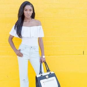 Meet your Posher, Elissa