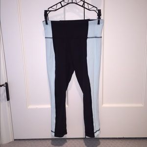 Lululemon Cropped Legging