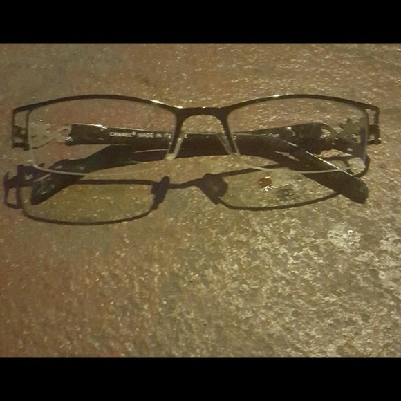 Chanel Frames ‼️