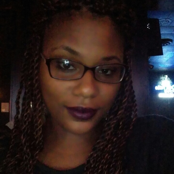 Meet your Posher, Lashawna - Picture 1 of 1