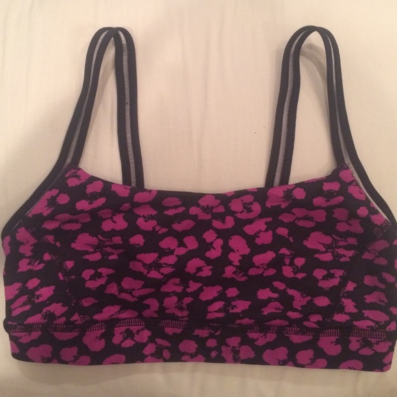 lululemon sports bra