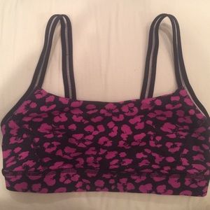 lululemon sports bra