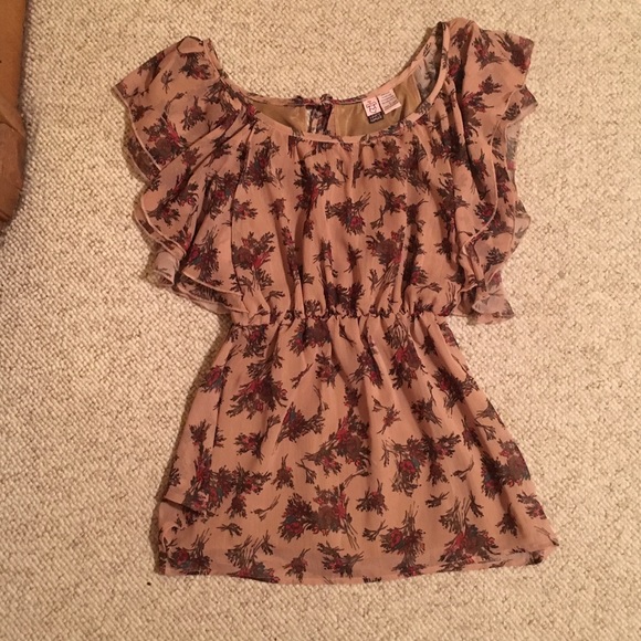 Flowy Love on a Hanger brand top