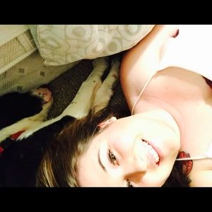 Meet your Posher, Cassie