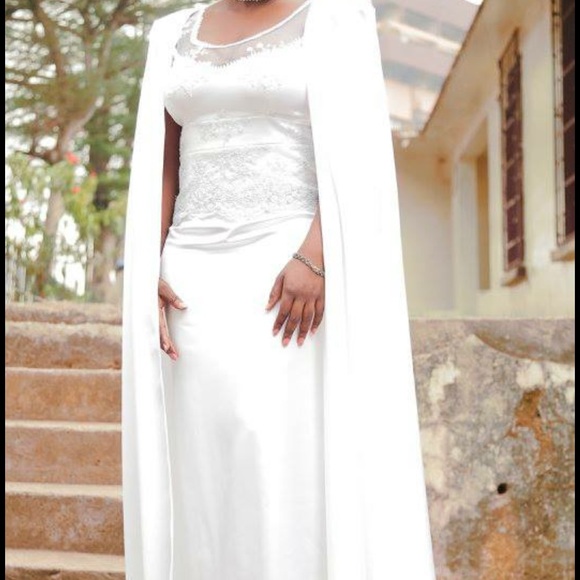 Handmade white elegant dress - Picture 1 of 2