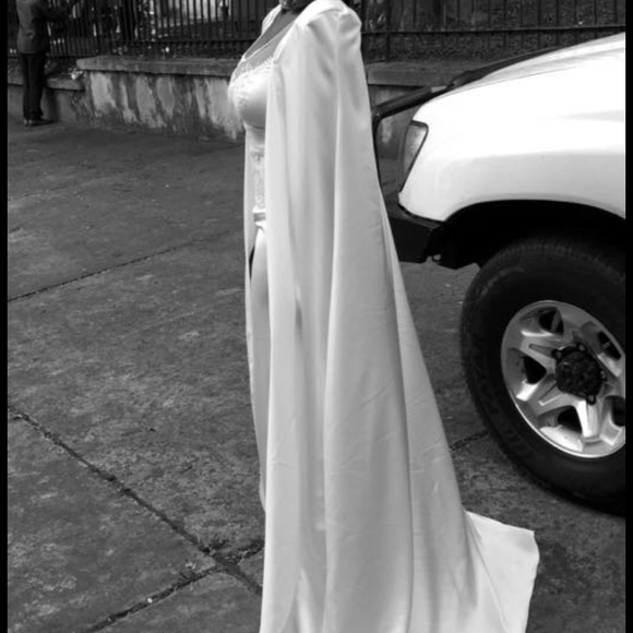 Handmade white elegant dress - Picture 2 of 2