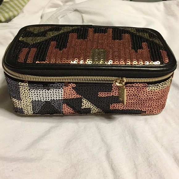 Tarte cosmetics makeup case