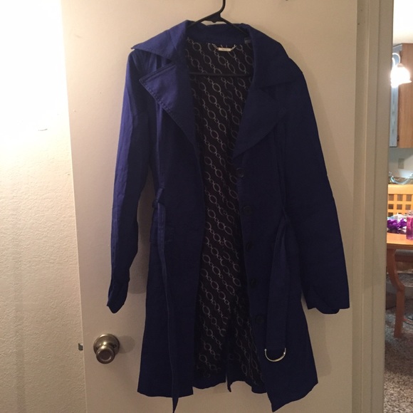 Blue Apartment 9 - Blazer / Trench Coat