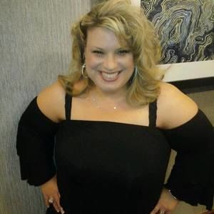 Meet your Posher, Yvette