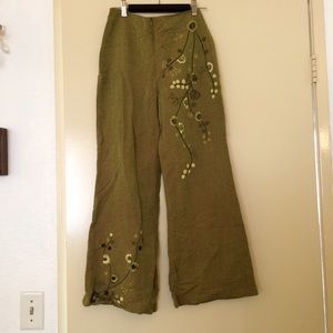 Embroidered Vintage High Waist Pants!