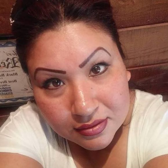 Meet your Posher, Sonia - Picture 1 of 1