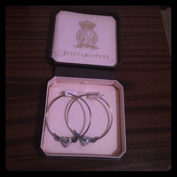 Juicy silver earrings