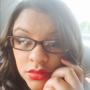 Meet your Posher, Jasmine