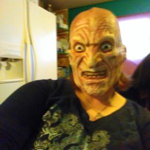 Meet your Posher, Kelly