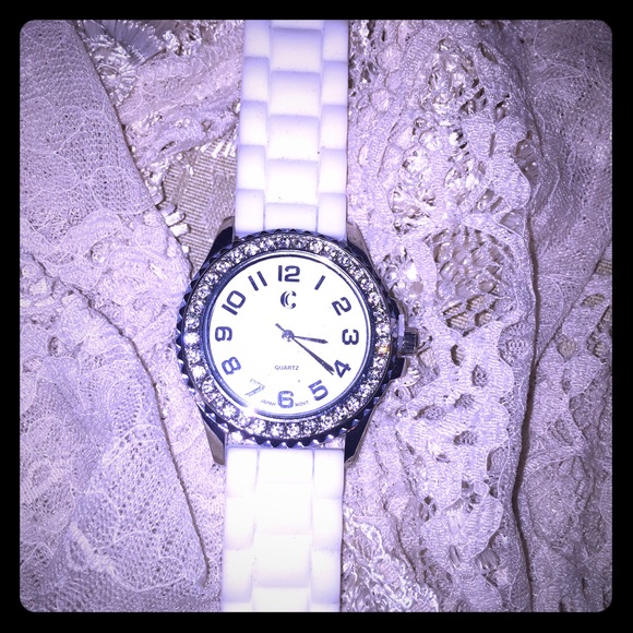 Accessories - Stylish Silicone White Watch